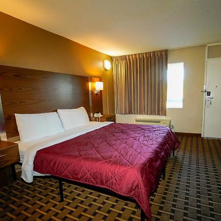 Red Carpet Inn Kinston Dış mekan fotoğraf